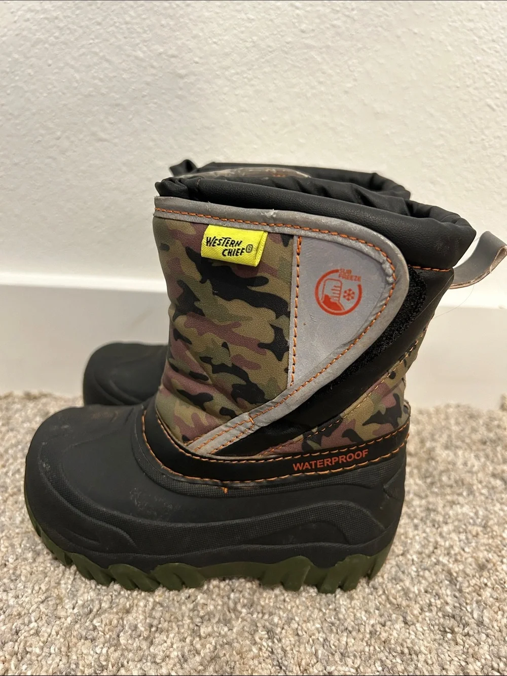 Western Chief Kids Camo Snow Boots - Green, Black, Brown